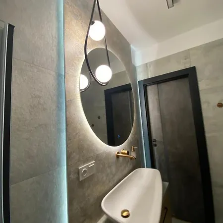 Legnicka Centrum Apartment *
